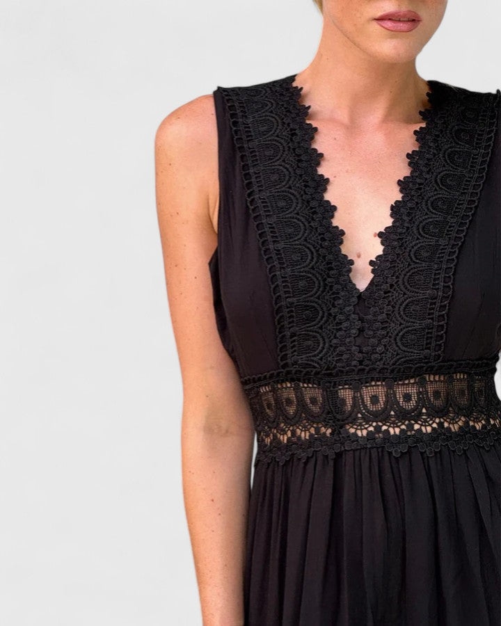 Maya - Elegant Midi Dress